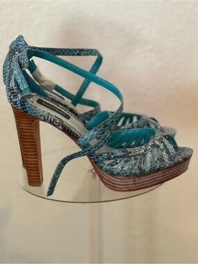 White House Black Market Teal Snake-Print Strappy Platform Heels